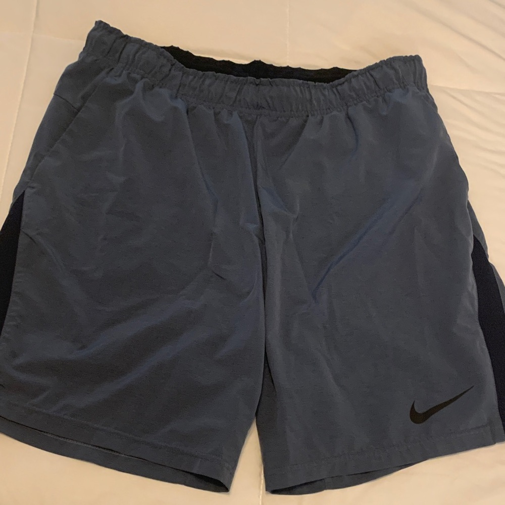Nike Pro Men's XL Navy Blue Athletic Shorts